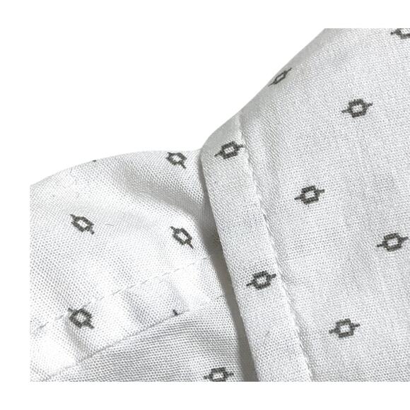 Voyager White Button Down Shirt Mens XL Geometric All Over Print Casual Preppy - Picture 3 of 6